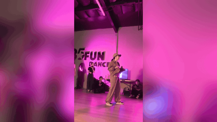 Zarina performance